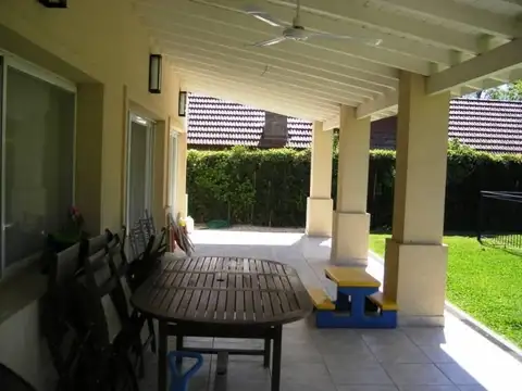 Highland Park C. C. 100