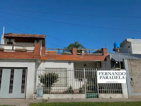 Casa en Villa Santos Tesei