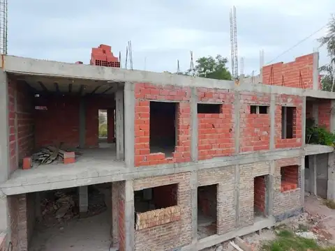 Departamento en Venta con 2 cocheras