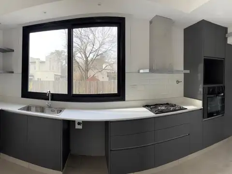 Casa  en Venta en Santa Clara, Manzanares, Pilar