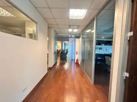 Oficina en Alquiler en Pilar, USD 2.600