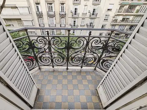 Santa Fe y Suipacha - Apto - ideal consultorio