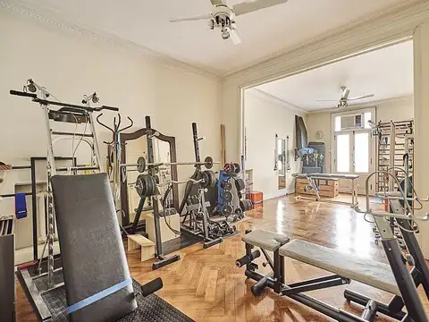 Departamento en Venta de 6 ambientes