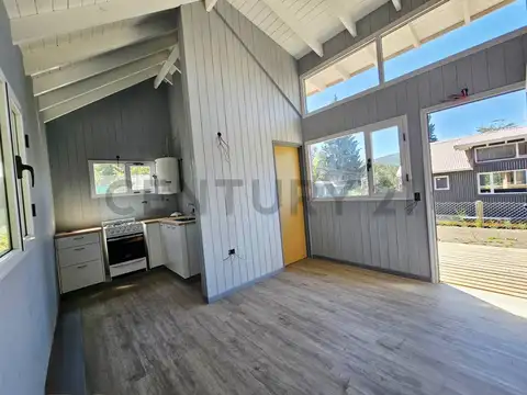 Casa 2 ambientes con 1 baño