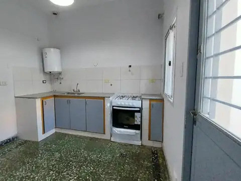 Alquiler Departamento de Pasillo con Terraza - Centro Rosario