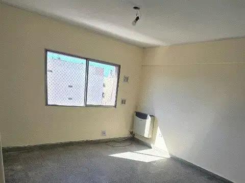 Departamento en Alquiler en Floresta, $ 690.000