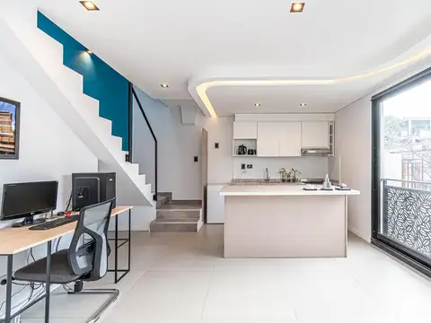 Venta departamento 3 ambientes en dúplex con terraza y parrilla en Parque Avellaneda (1º5)