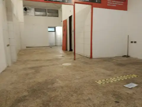 Local en Venta en Balvanera, USD 185.000