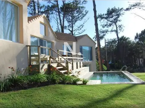 Casa en Venta en La Barra, USD 960.000