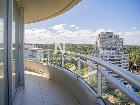 Apartamento de 3 dormitorios en Venta en Ocean Drive , Punta del este , Playa Brava