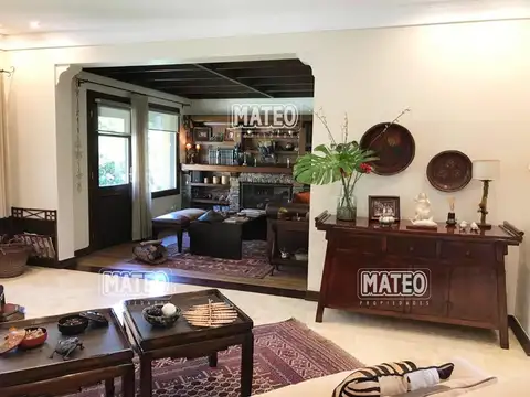 Casa 4 ambientes con 4 baños