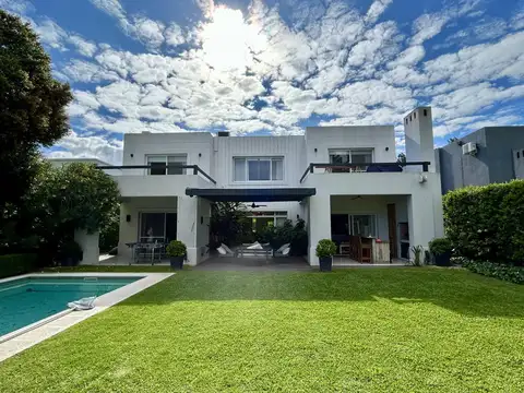 Casa en Alquiler Temporal A Estrenar