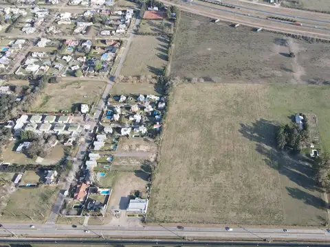 Av. Fuerza Aérea al 3700