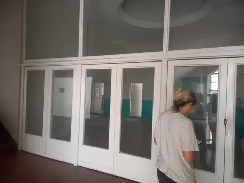 Oficina en Alquiler 40 años