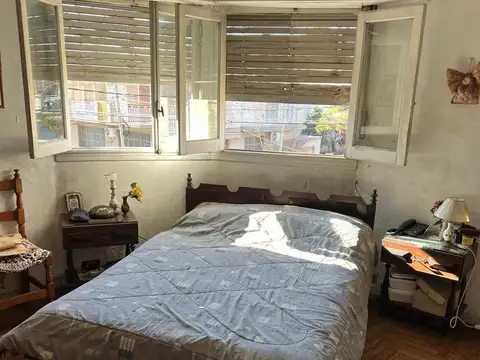 Depto Tipo Casa en Venta 40 años