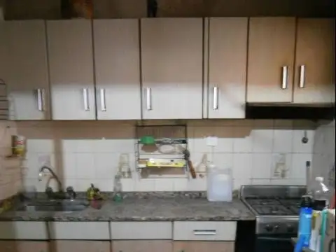 Depto Tipo Casa en Venta en Avellaneda, USD 95.000