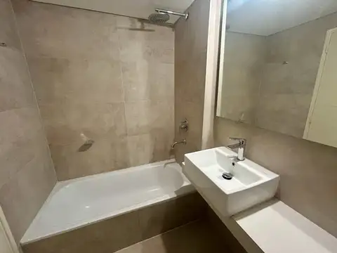 Monoambiente con Patio en torre con Amenities