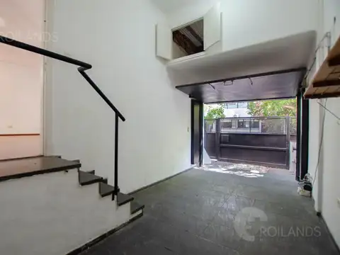 Casa en Venta con 3 cocheras