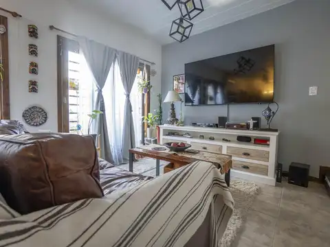 Depto Tipo Casa 3 ambientes con 1 baño