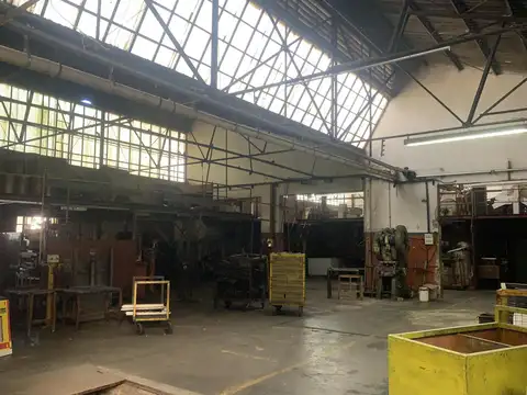 Galpon en Venta en Munro-Este, USD 1.250.000