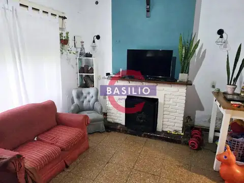 Depto Tipo Casa 4 ambientes con 1 baño