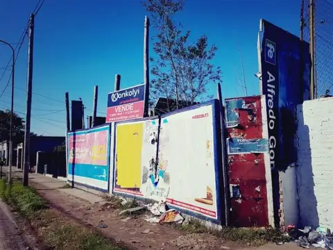 OPORTUNIDAD LOTE 10X38 VILLA LUZURIAGA ESCUCHA OFERTAS