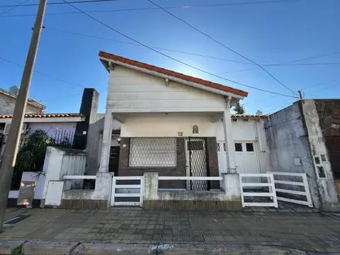 Casa - Venta - Argentina, Morón - CHASCOMUS - (MORON) 727