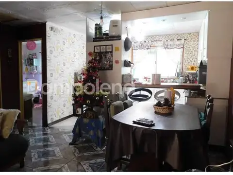 Casa 3 ambientes con 1 baño