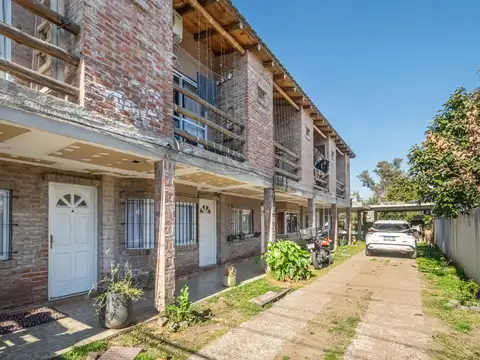 Casa Venta 6 dúplex multifamiliar renta o empresa de oficinas, oportunidad Permuta en la costa