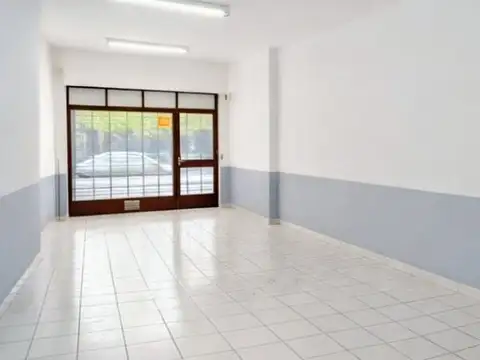 ALQUILER LOCAL 92m2 CON SÓTANO EN ALMAGRO