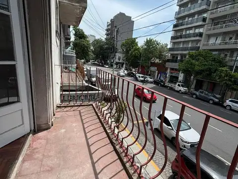 Av. General Mosconi 2300