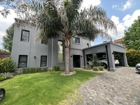 Casa VENTA en Santa Barbara nordelta 5 ambientes