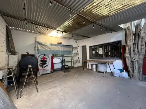 Casa 3 ambientes con 2 baños