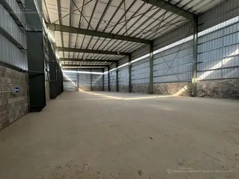 Galpon en Alquiler 67  mts Fondo