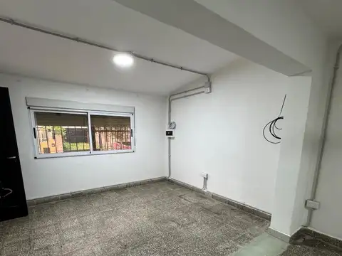 Alquilo local comercial Villa Allende, a mts Plaza