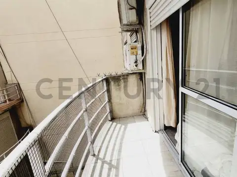VENTA DPTO 3 AMB DOBLE BALCON APTO CRED PERMUTA