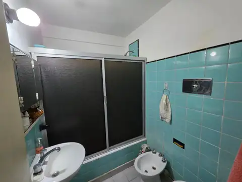 En Venta en Ciudad Jardin Muy Amplio Departamento de 3 Ambientes en 2do Piso F: 10483