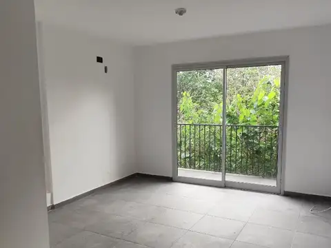 Echeverria 200, Piso 3