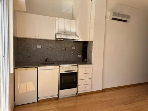 Departamento en Alquiler en Olivos Vias/Rio, $ 690.000