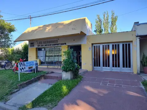 Local y PH en venta en Villa Elisa ER