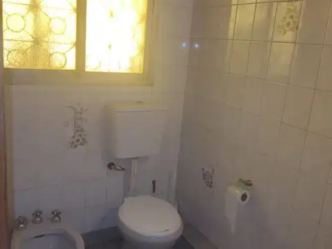 Depto Tipo Casa 5 ambientes con 3 baños