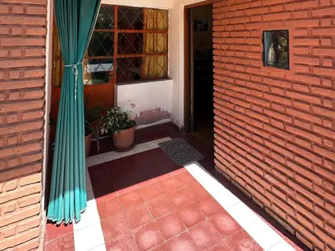 Casa en Venta en Villa de las Rosas, USD 130.000