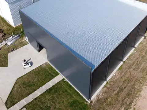 Galpón industrial en venta a estrenar en General Rodríguez