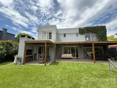 Casa en Venta en Villanueva, USD 440.000