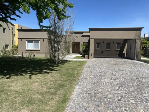 Venta casa 3 dormitorios - La Reserva Cardales - Campana