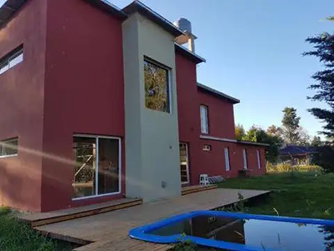 HERMOSA Casa de 320 m2/ Excelente vista al bosque/ Amenities/ Sup. 2500 m2/ Parque Las Naciones