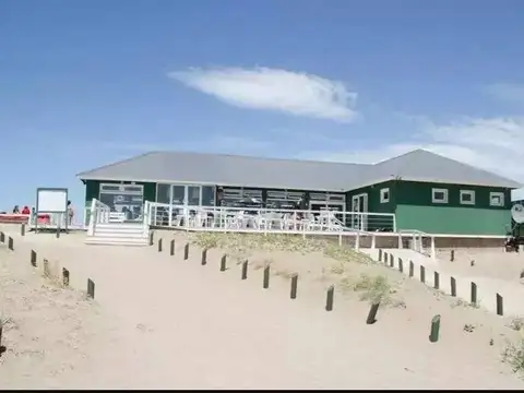 Costa Esmeralda - Marítimo 1