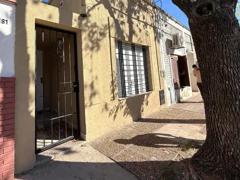 departamento 3 ambientes en venta en lujan centro planta baja con patio apto crédito