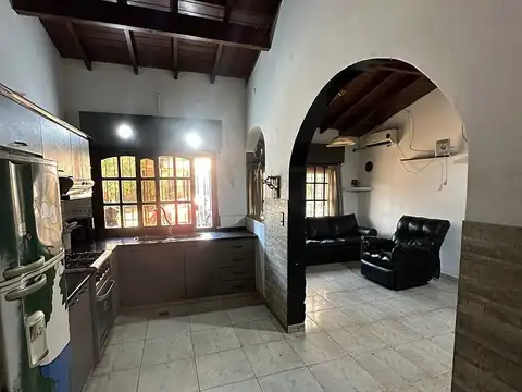 Casa en Venta en Valentin Alsina, USD 95.000
