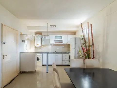 Avenida Independencia 3900 , Piso 7